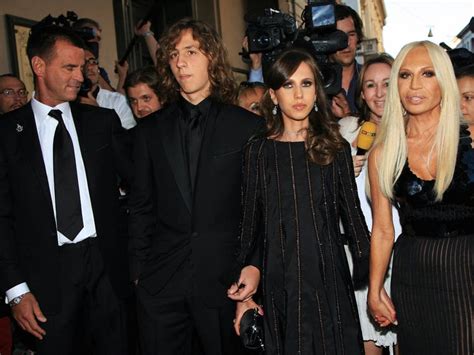 donatella versace neden bu hale geldi|donatella versace family.